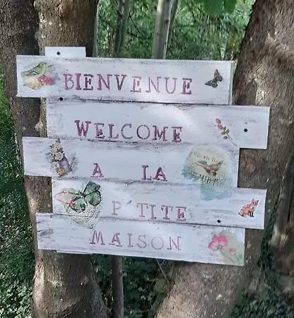Hébergement de vacances La P'tite Maison Charleroi