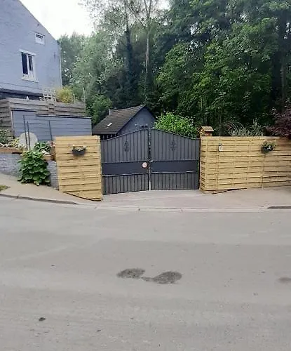 La P'tite Maison Vakantiehuis Charleroi